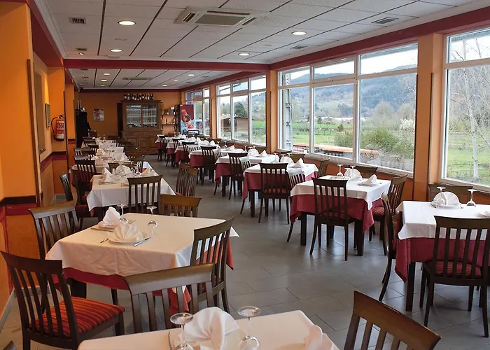 Hotel Royal III Pesués