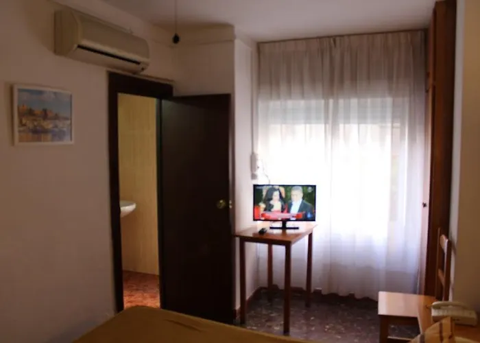 Pension Americano Almería