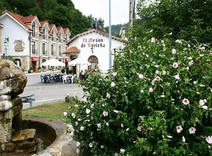 Hotel De Borleña