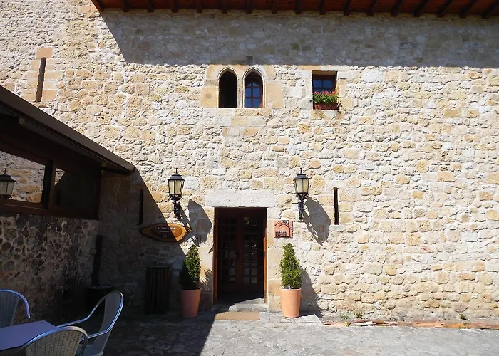 Posada Torre Palacio La Taxuela