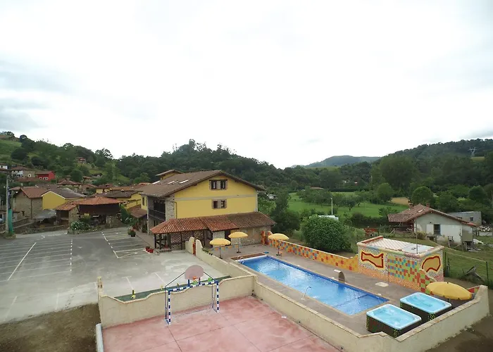 Hotel Intriago I & II