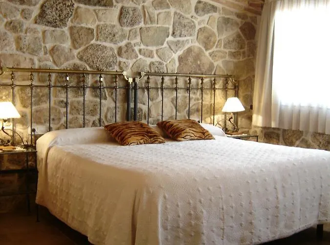 Hostal Casa Laure y Mª Jose Arens de Lledo