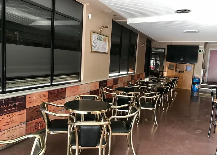 Hostal Puerta La Villa Tordesillas