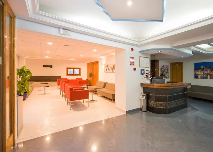 Hostal Adelino San Antonio 