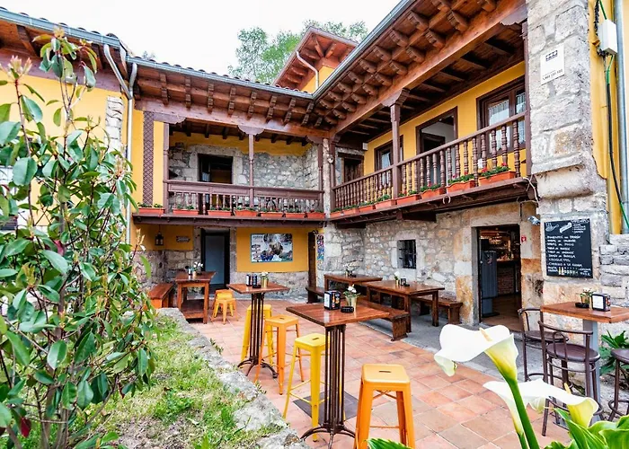 Albergue Santa Marina