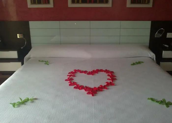 Hotel Gardu Montealegre del Castillo