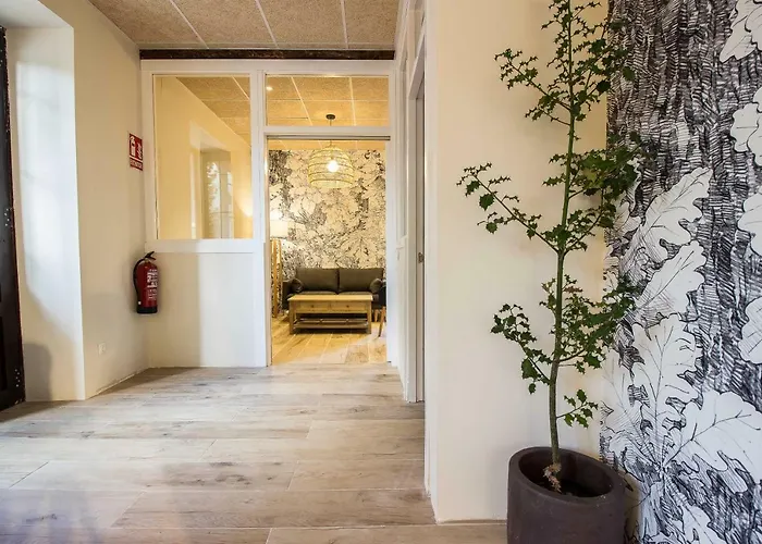 Hostal Lierganes Fluviarium Rooms