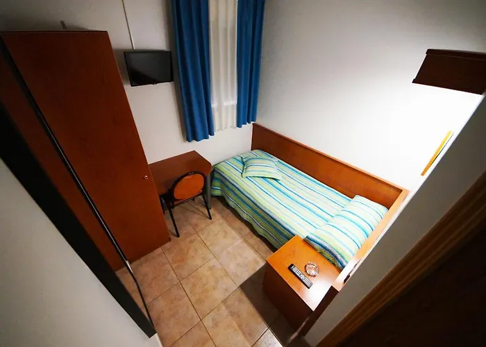 Hostal Restaurante El Surtidor Caspe