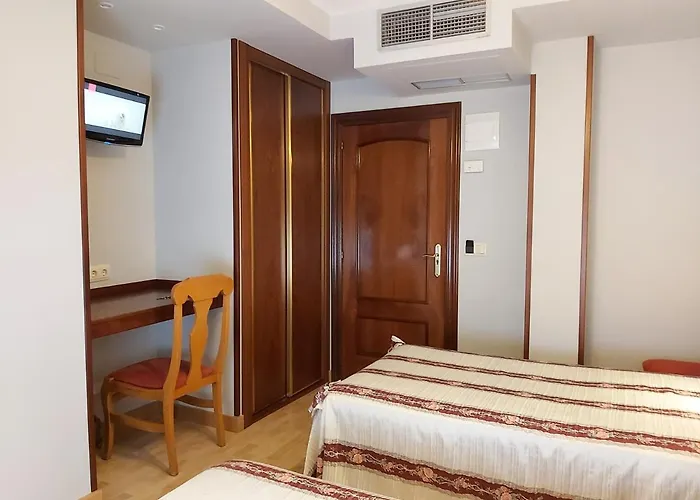 Hostal Virgen del Villar Laguna de Duero