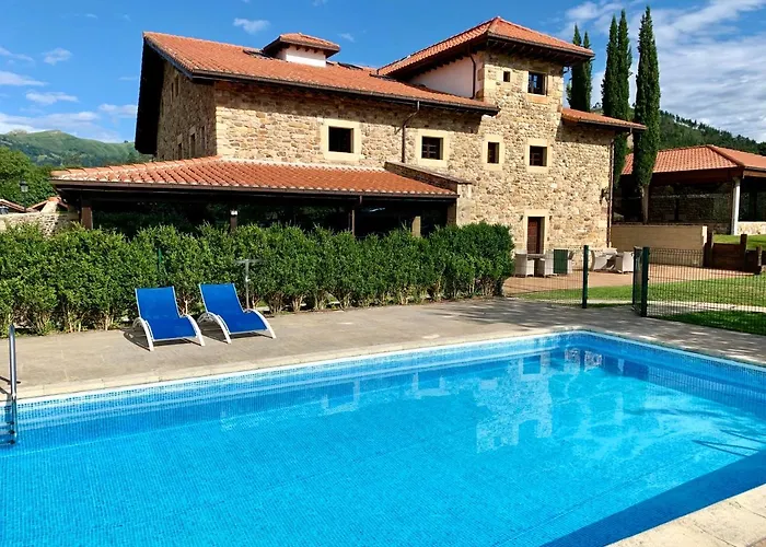 Hotel Suites Valles Pasiegos